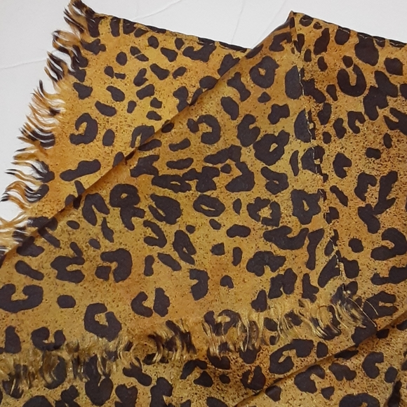 Leopard Print Silk Scarf Rectangle Raw Fringle Multi Ply Soft Luxurious - Picture 3 of 5